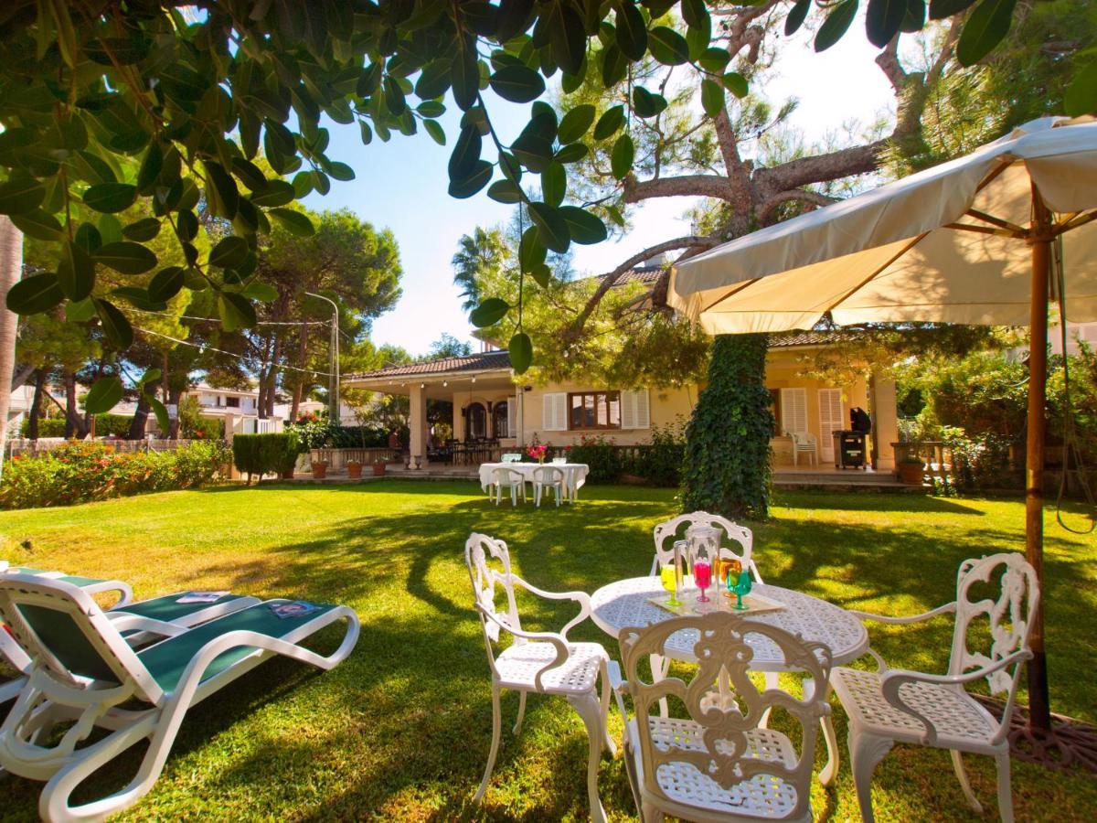 Villa Tita De Manresa, Con Jardines Y Vista Mar Alcudia  Exterior photo
