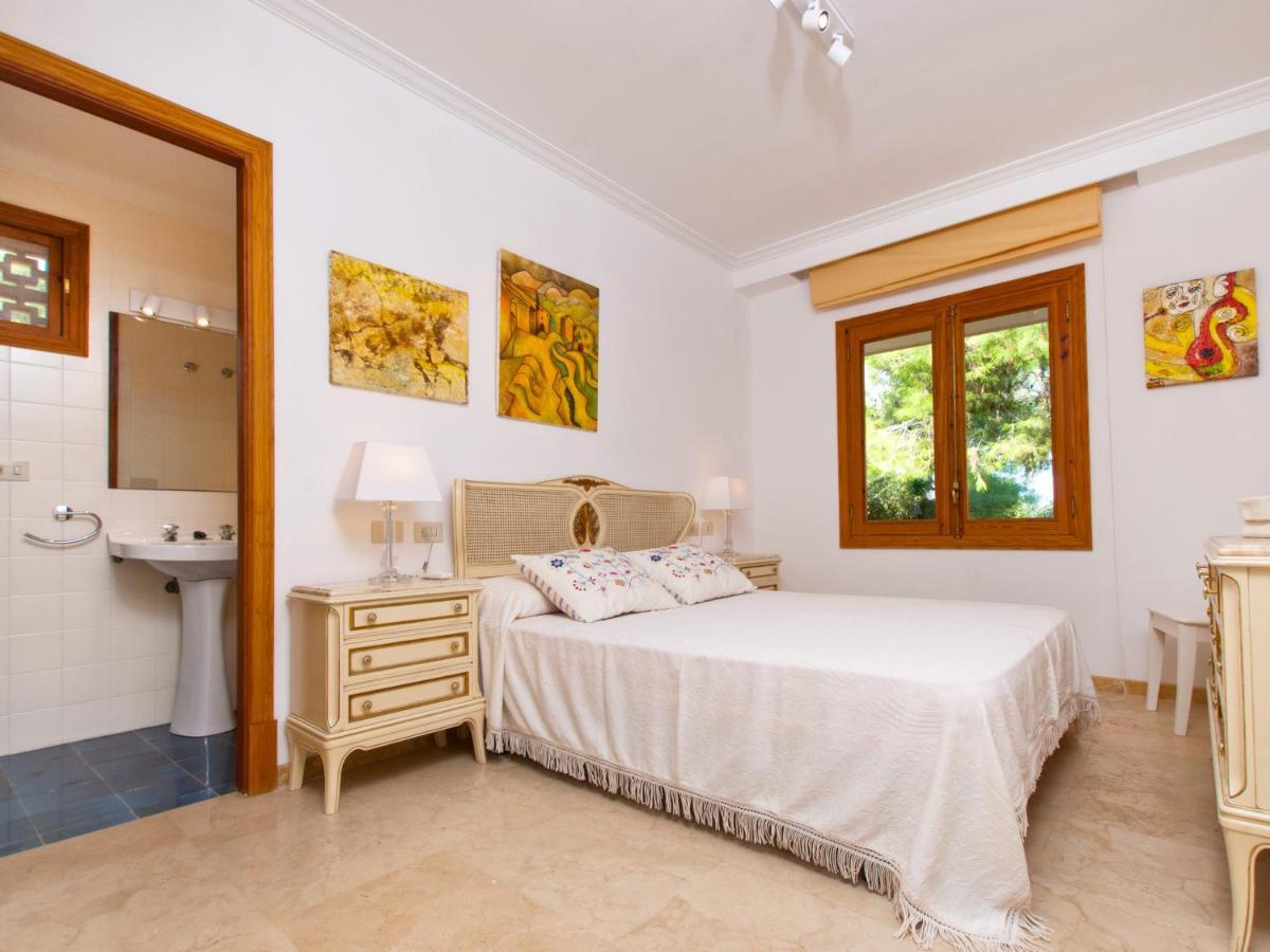 Villa Tita De Manresa, Con Jardines Y Vista Mar Alcudia  Exterior photo