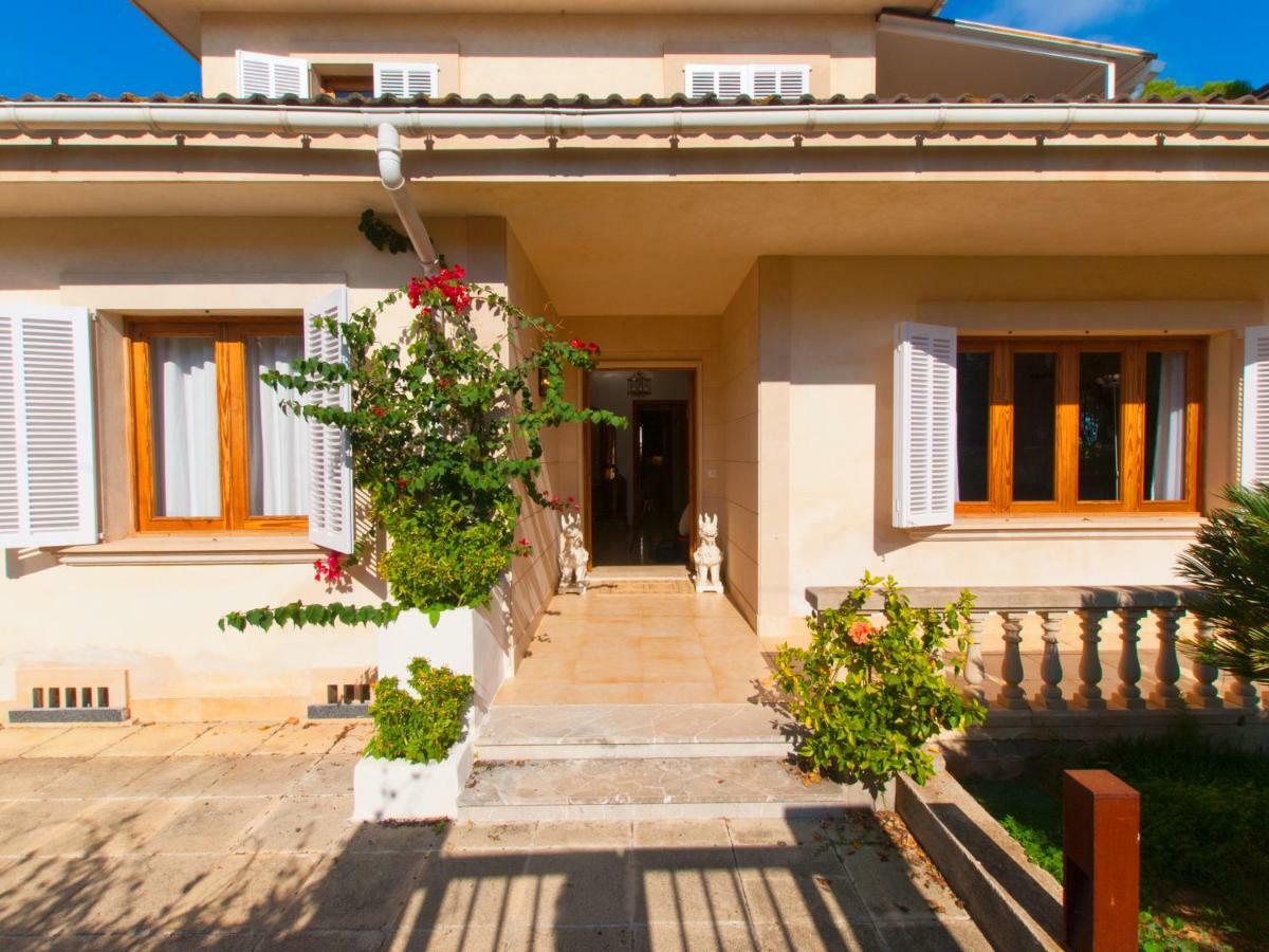 Villa Tita De Manresa, Con Jardines Y Vista Mar Alcudia  Exterior photo